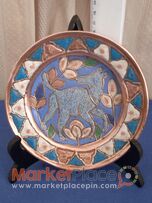 Αρκετά παλιός χάλκινος δίσκος με κεραμικό ενδιάμεσα είδος cloisonne.