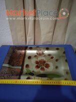 Γυάλινος δίσκος σερβιρίσματος.