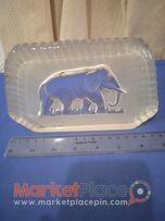 Γυάλινο διακοσμητικό με φόντο ελέφαντα.