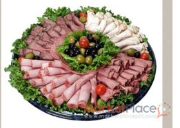 Platters τυριών και αλλαντικων