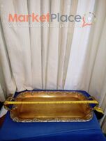 Παλαιός μπρούτζινος δίσκος σερβιρίσματος.