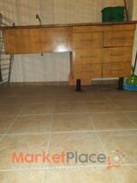 Ξύλινος πάγκος κουζίνας με νεροχύτη εξωτερικού ή εσωτερικού χώρου