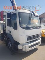 VOLVO FL240 ME GERANO KE TAIL LIFT