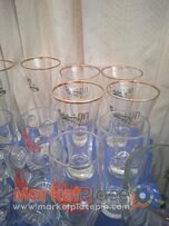 24 συλλεκτικά ποτήρια μπύρας.