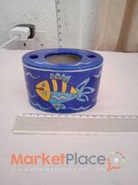 Χειροποίητο κεραμικό για οδοντόβουρτσες.