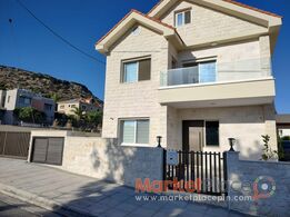 Villa  5 bedroom for rent, Palodia area