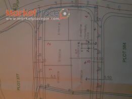 Δύο οικόπεδα προς πώληση