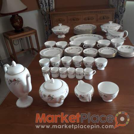Wedgewood bone china made in England 66 piece .Marabelle - Pegeia, Paphos