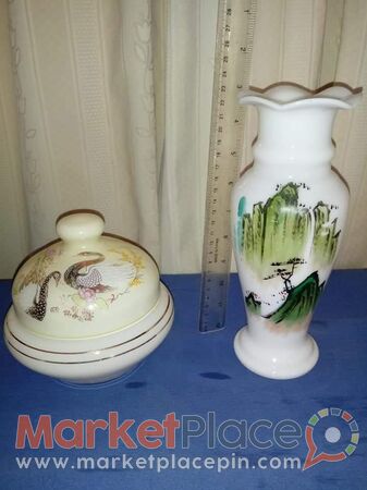 Παλαιό βάζο οπαλινη με φοντανιερα. - Limassol, Limassol