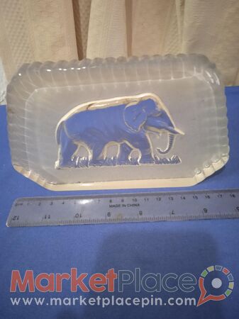 Γυάλινο διακοσμητικό με φόντο ελέφαντα. - 1.Limassol, Limassol