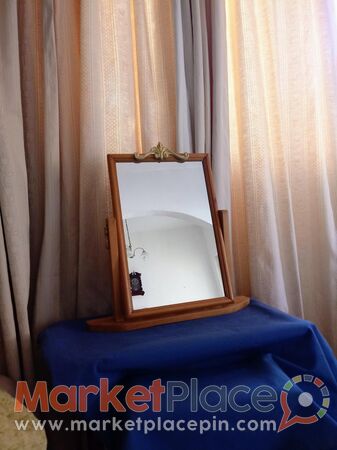 Ξύλινος καθρέπτης συντηρημένος με βάση ύψος 47 πόντους. - 1.Limassol, Limassol