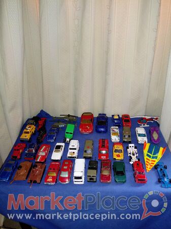 38 συλλεκτικά αυτοκινητάκια και όχι μόνο. - 1.Limassol, Limassol