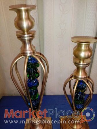 Δύο μπρούτζινα κηροπήγια με χάντρες στην μέση. - 1.Limassol, Limassol