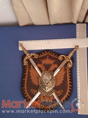 Παλαιό διακοσμητικό τοίχου με δικέφαλο αετό. - 1.Limassol, Limassol