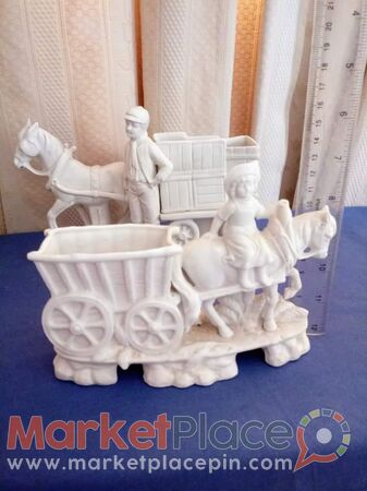 Two Antique German bisque carriage vase. - Mesa Geitonia, Limassol